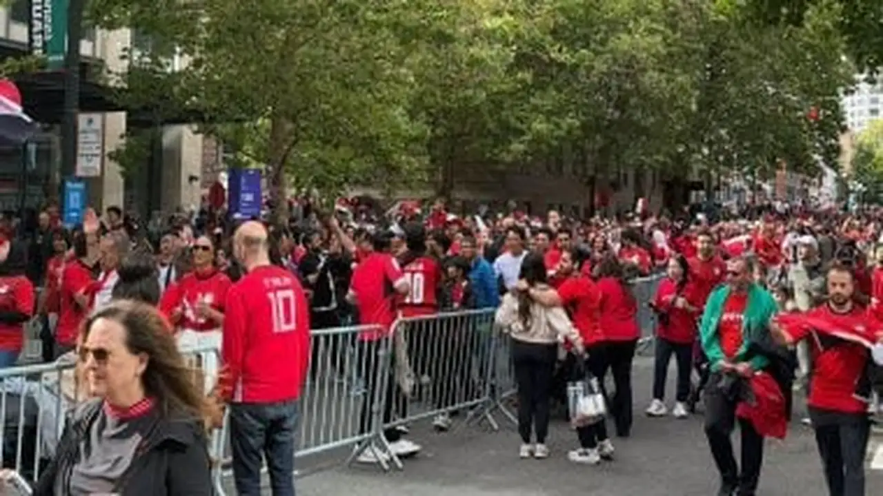 جماهير مصر تتجمع في ملعب مباراة إيران بكأس العالم 2026.